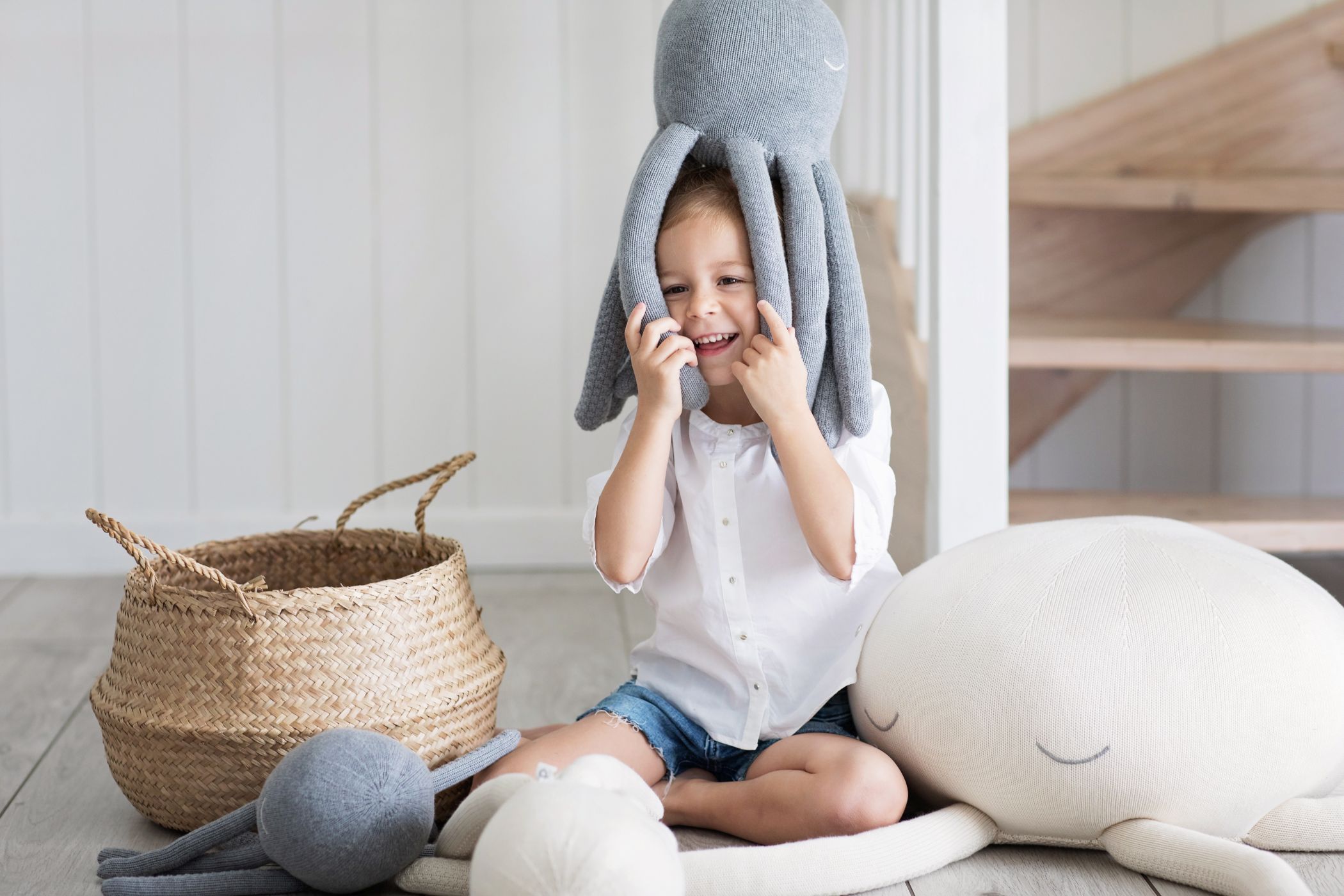 Poofi – Octopus Cuddle Toy