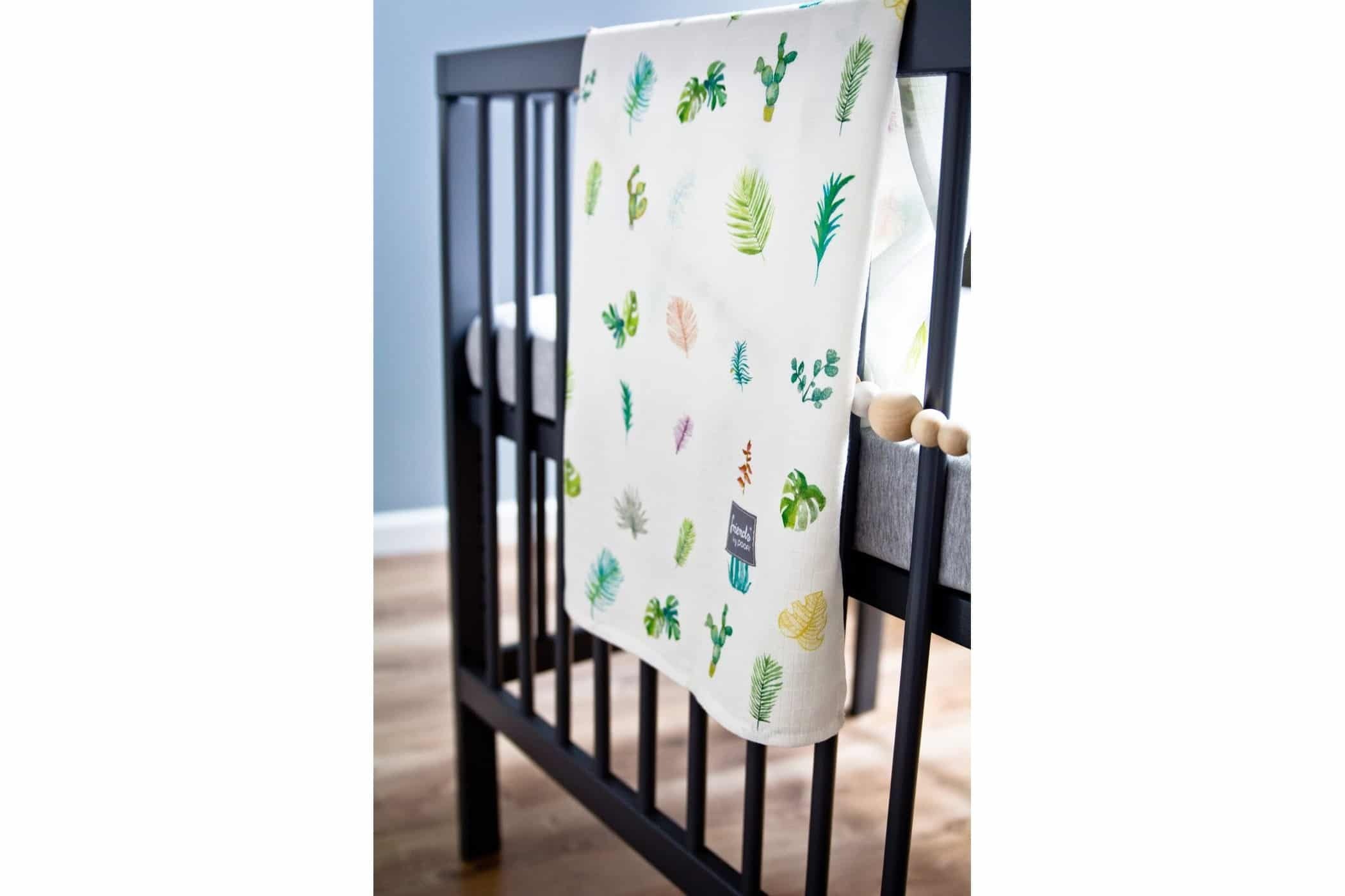 Swaddle Bamboo Leaves Color Mood 1